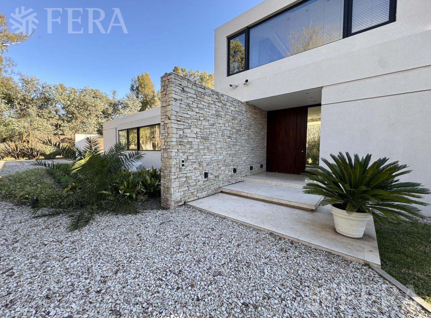 Foto de Venta Casa 5 ambientes con piscina en Campos de Roca I-Brandsen, imagen 1