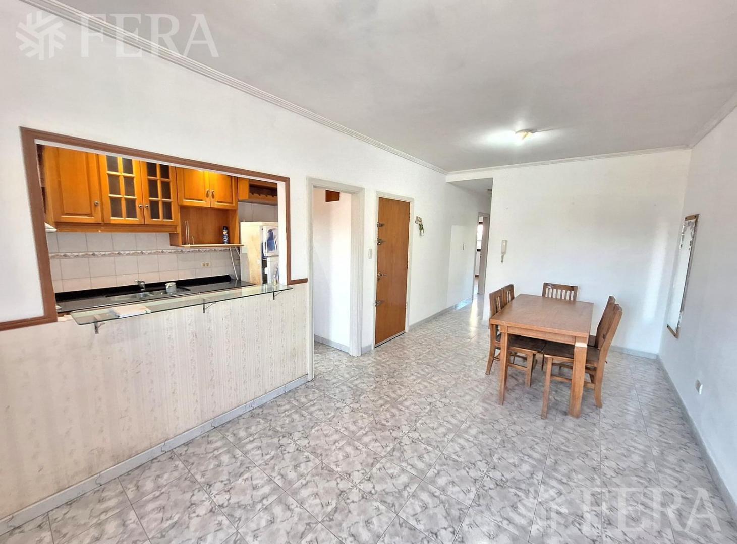 Foto de Venta departamento 3 ambientes con balcón en Wilde, imagen 2