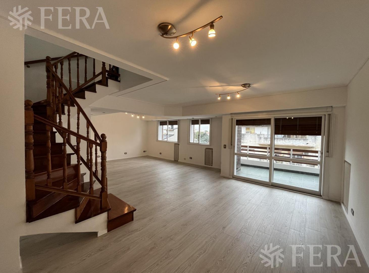 Foto de Venta departamento 4 ambientes con balcón en Wilde, imagen 1