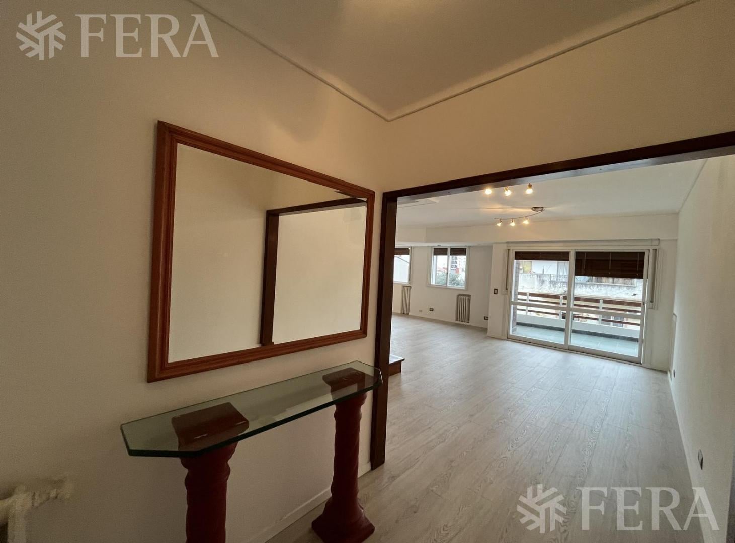 Foto de Venta departamento 4 ambientes con balcón en Wilde, imagen 3