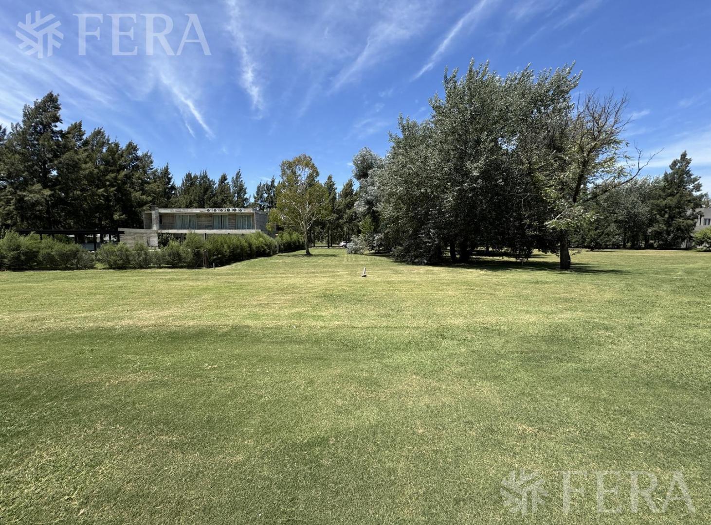 Foto de Venta terreno de 1087mts en Club Miralagos II - La Plata, imagen 5