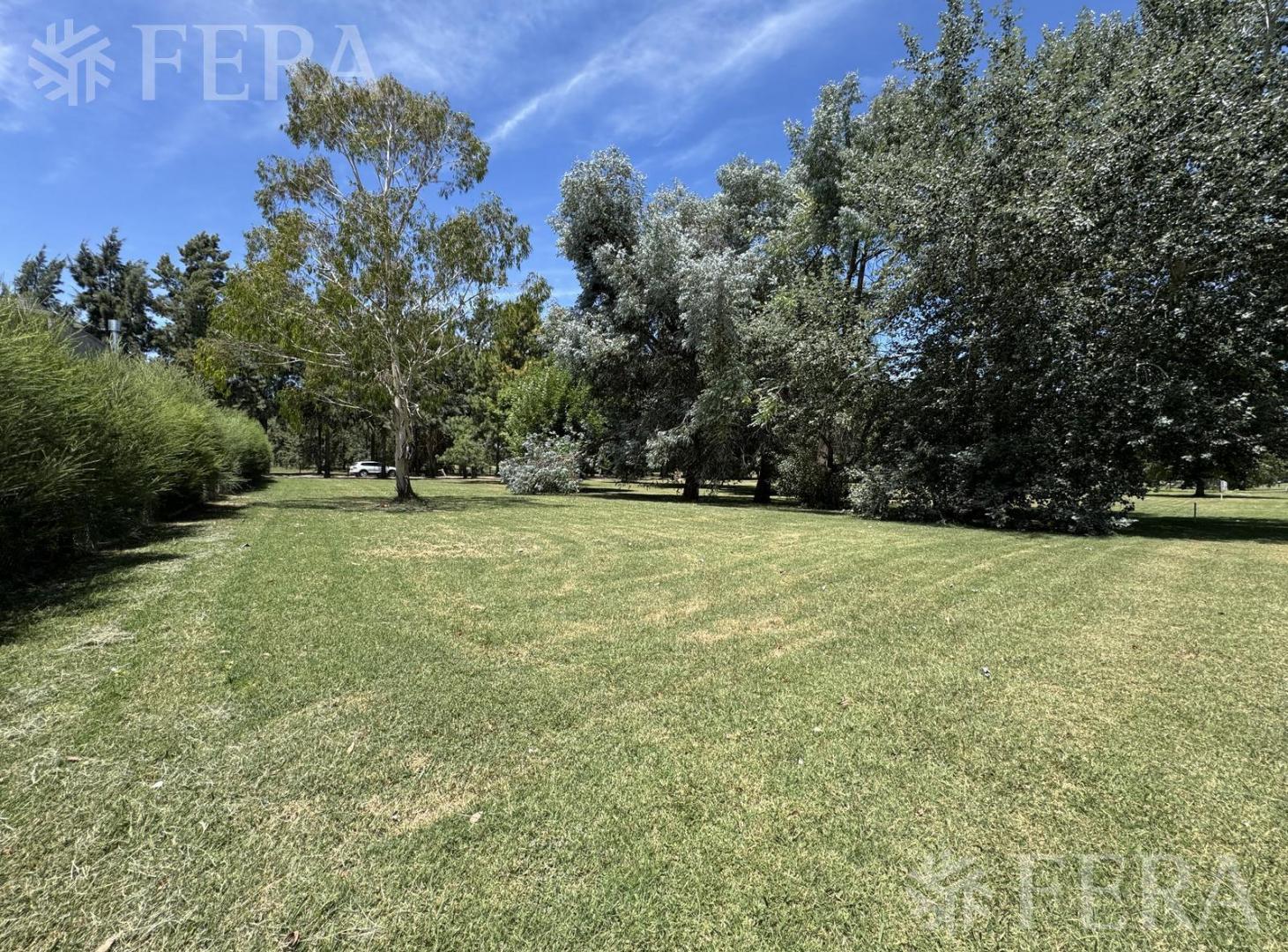 Foto de Venta terreno de 1087mts en Club Miralagos II - La Plata, imagen 3