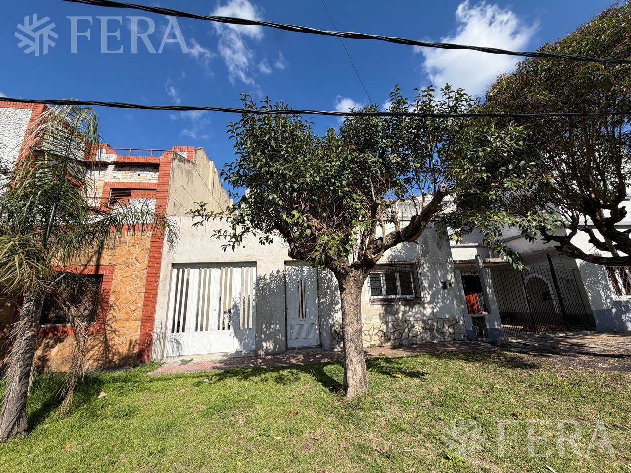 Foto de Venta casa 2 ambientes con cochera en Wilde, imagen 4