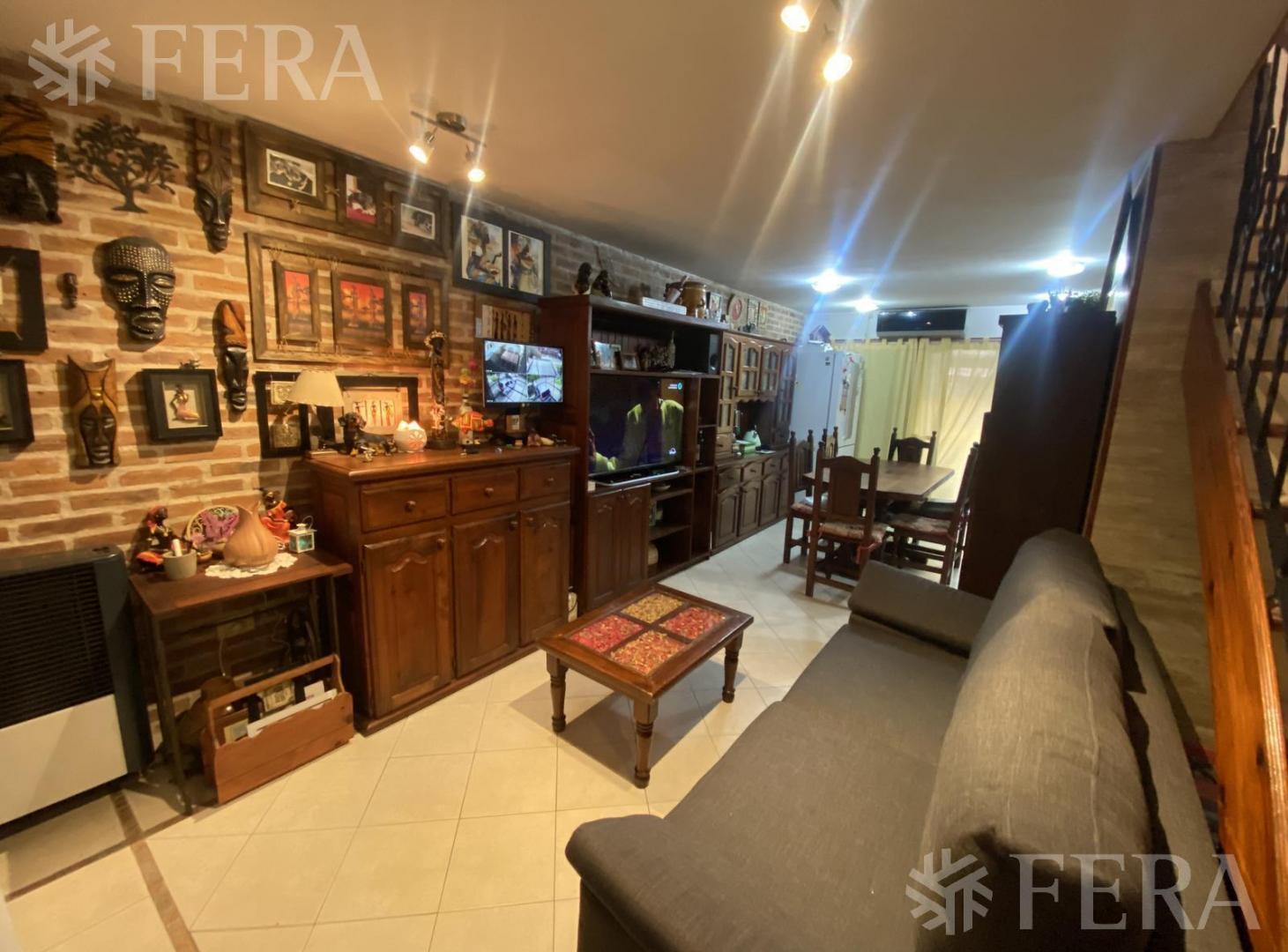 Foto de Venta de PH 3 ambientes con cochera en La Plata, imagen 1