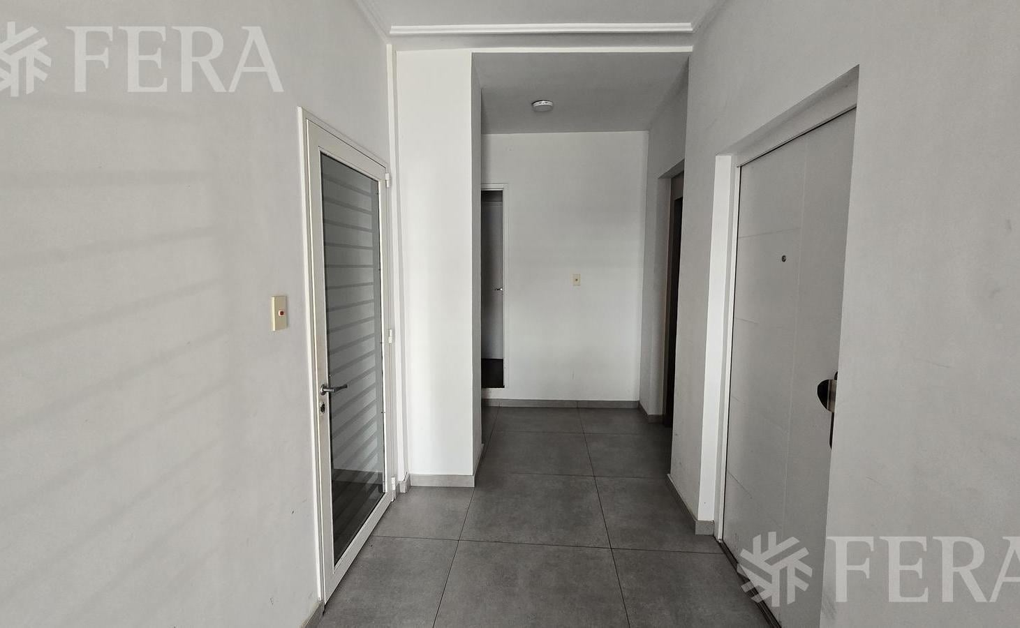 Foto de Venta departamento 3 ambiente con balcón en Wilde, imagen 3