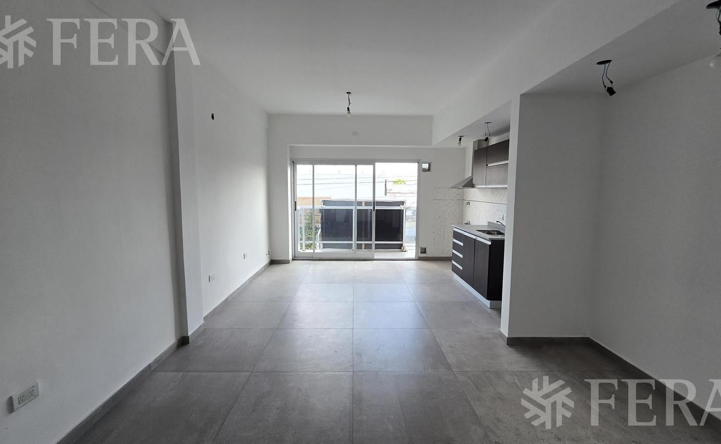 Foto de Venta departamento 2 ambientes con cochera en Wilde, imagen 1
