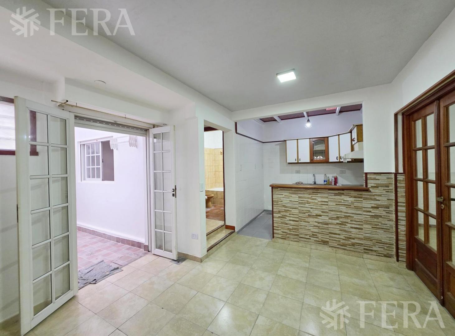 Foto de Venta PH 3 ambientes con patio en Crucecita, imagen 2
