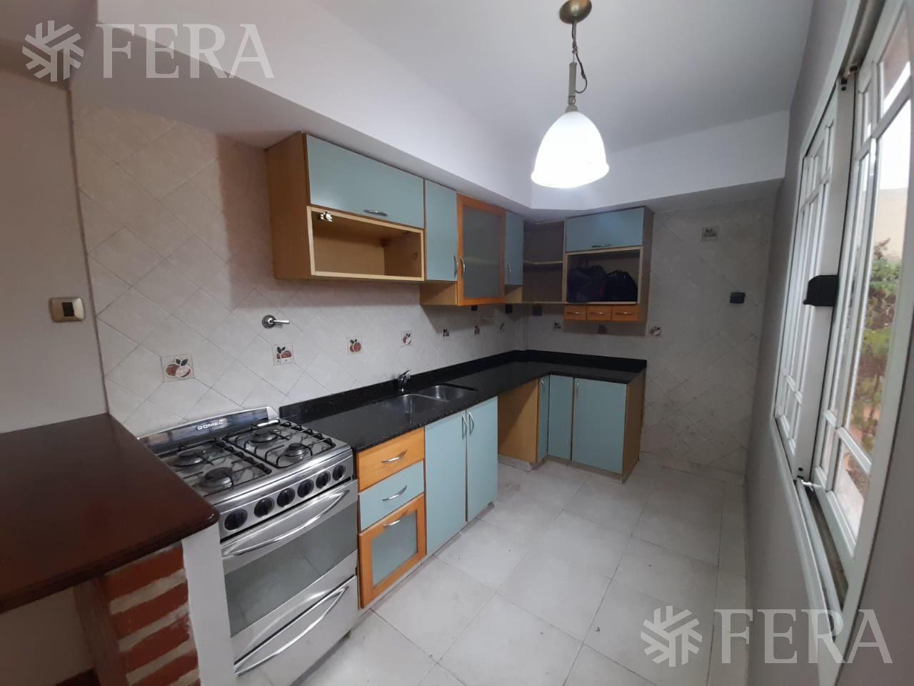 Foto de Alquiler de Ph de 3 ambientes con terraza en Wilde, imagen 2