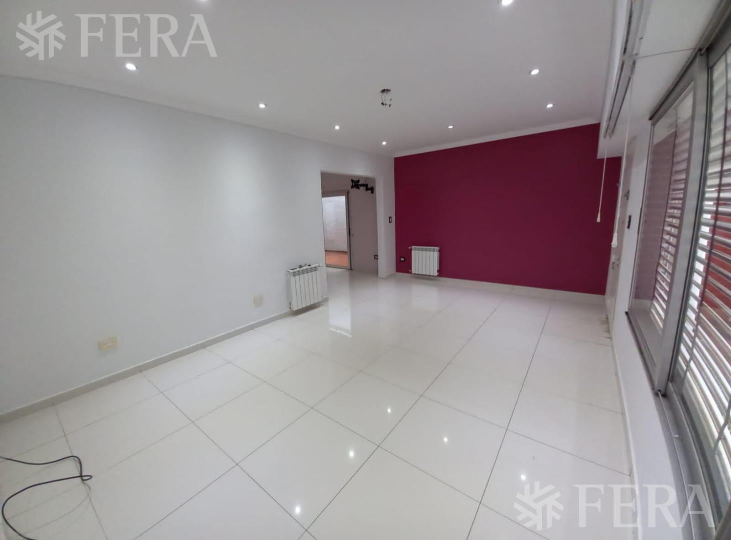 Foto de Venta de Casa de 4 ambientes con cochera en Wilde, imagen 5