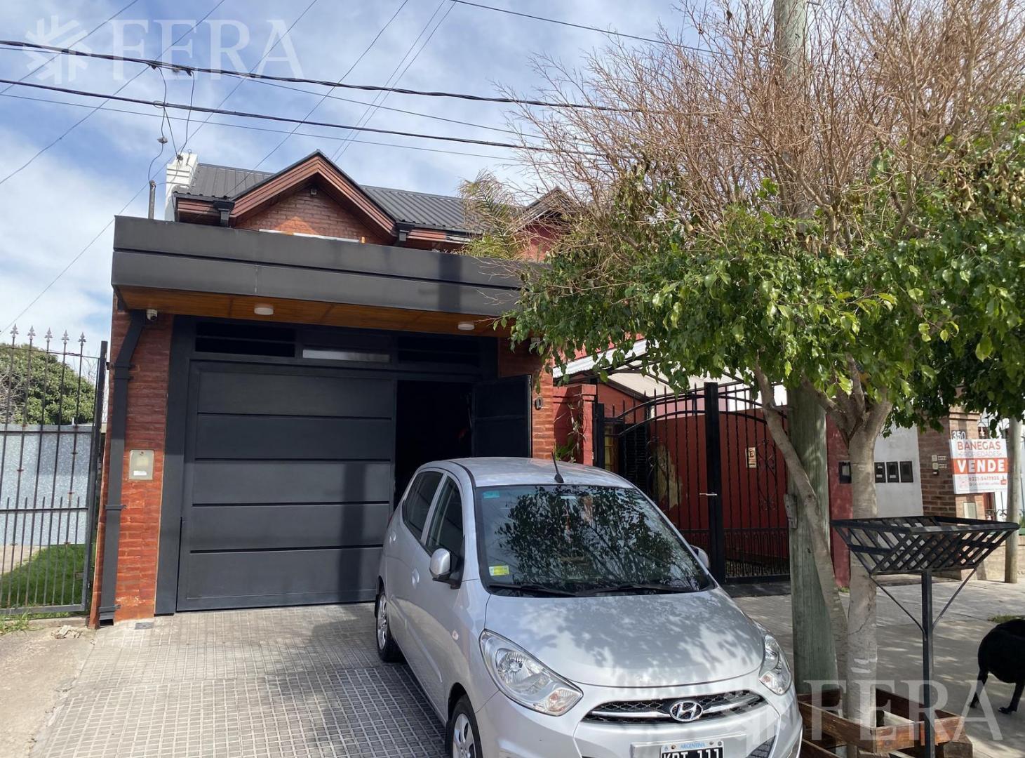 Foto de Venta de PH 3 ambientes con cochera en La Plata, imagen 1