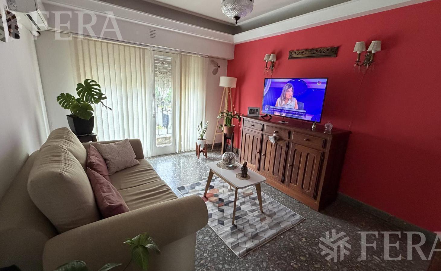 Foto de Venta PH 4 ambientes con balcón y terraza en Bernal, imagen 4