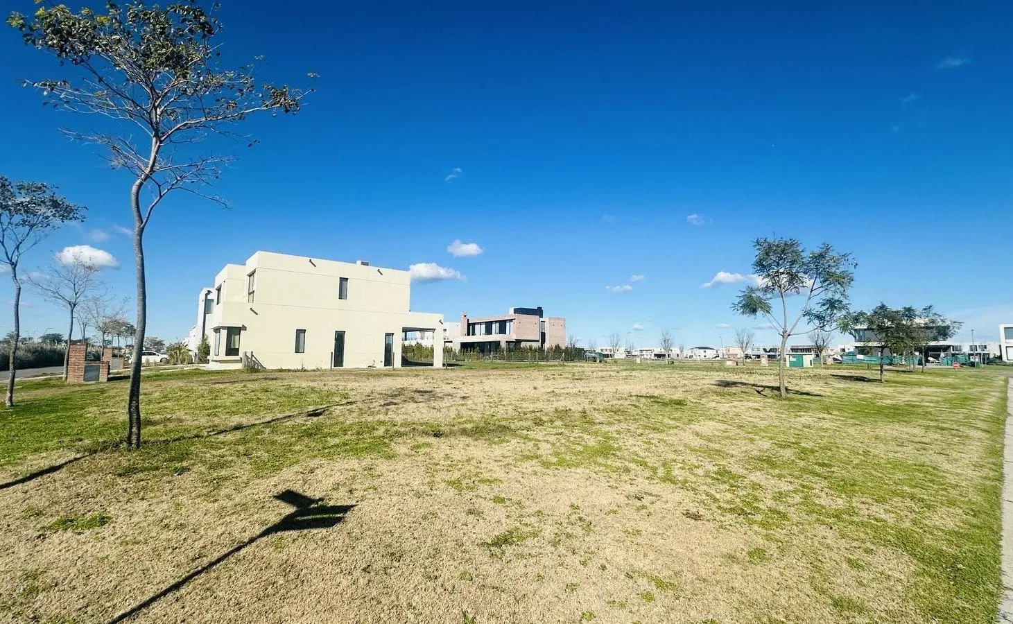 Terreno  en Esquina - Barrio Ribera en Puertos 5