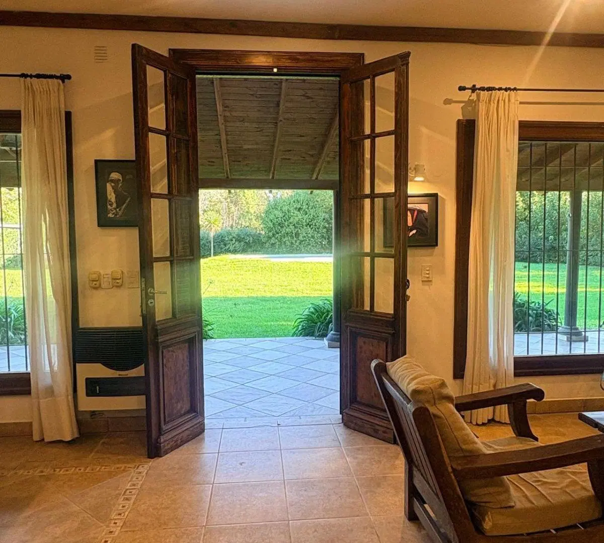 Casa de 350 m² con 4 dormitorios y Piscina en alquiler temporal en El Remanso 2