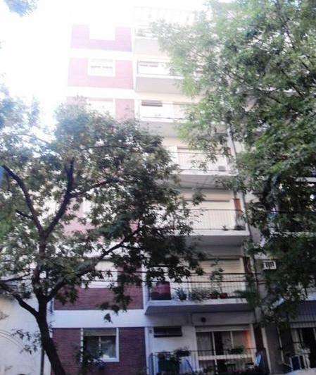 ALMAGRO-Impecable-3 dormitorios-Pintado-Pisos de parquet plastif- 2