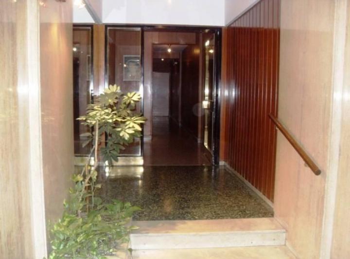 ALMAGRO-Impecable-3 dormitorios-Pintado-Pisos de parquet plastif- 1