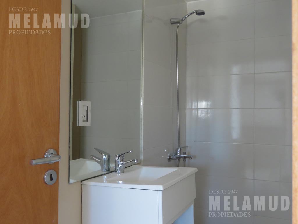 Monoambiente / Venta / Urquiza Piso Alto 1
