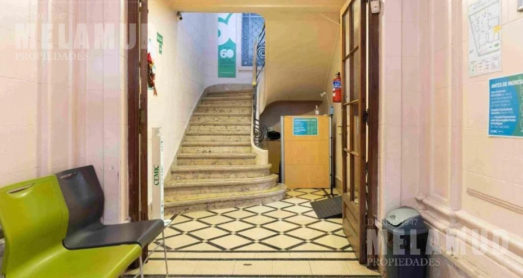 Casa/consultorio /venta y Alquiler / Belgrano 4 Plantas 1