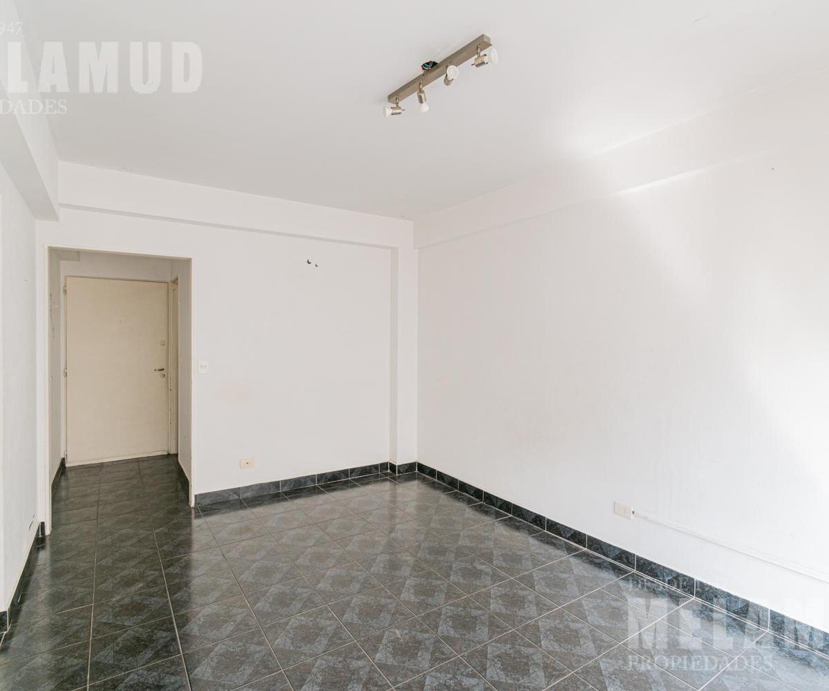 2 Amb / Venta y Alquiler / Villa Ortuzar Esquina 4