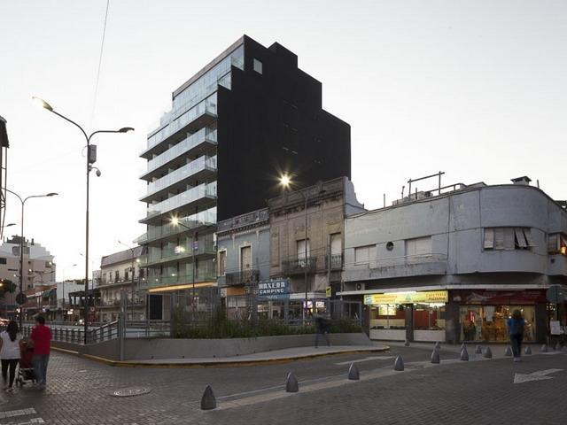 ALQUILER /  Monoambiente Colegiales/  Oficina o Vivienda / Seguridad 24HS 3