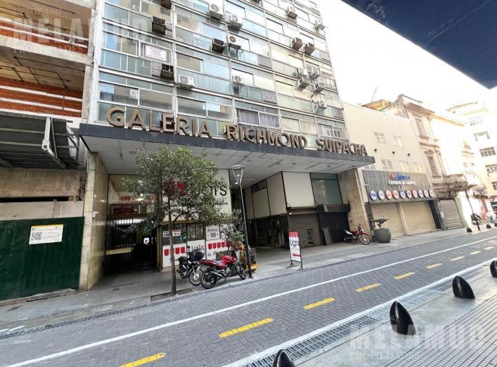 OFICINA / ALQUILER / CENTRO CON PATIO 2