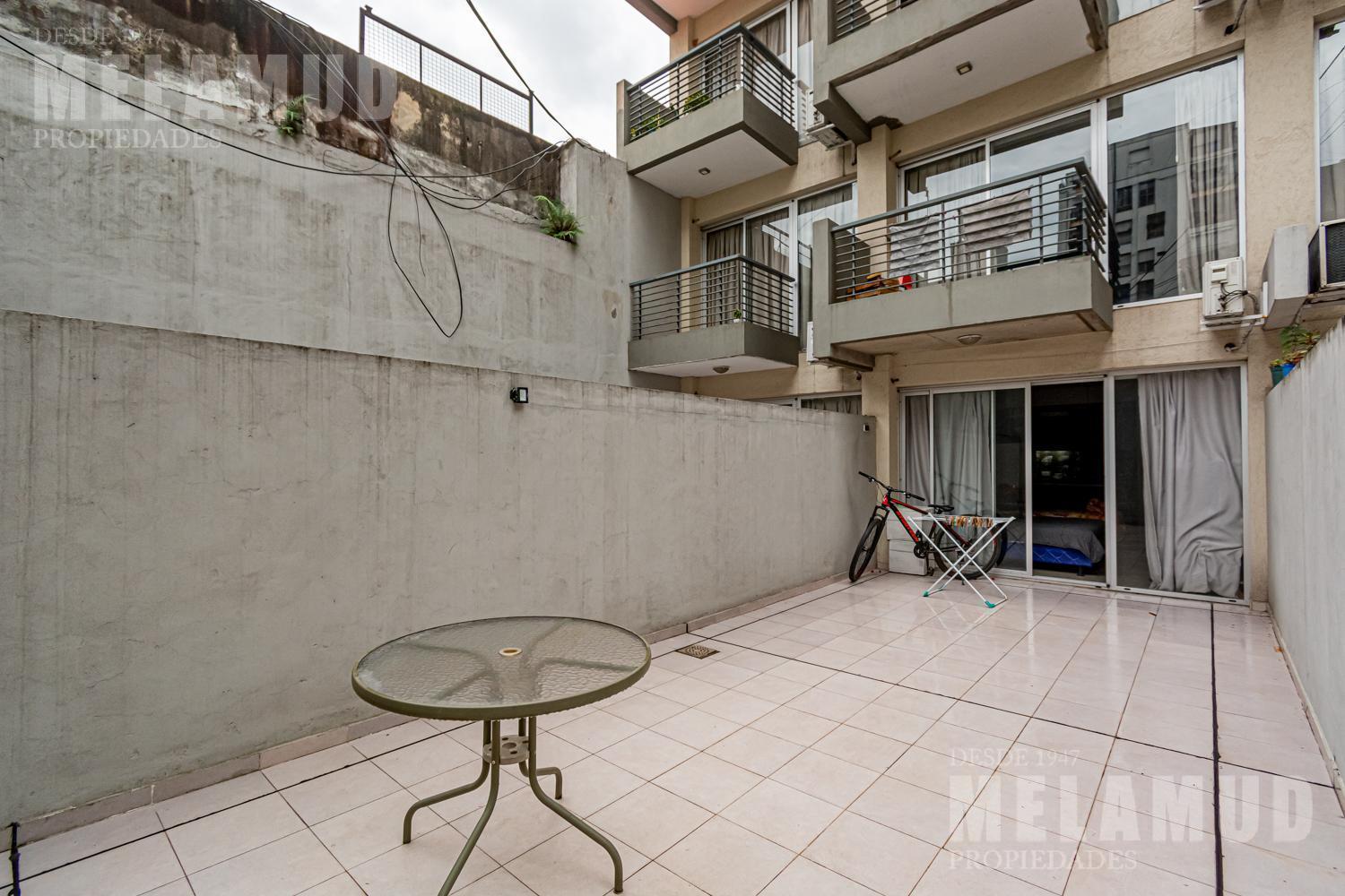 MONOAMBIENTE CON PATIO / VENTA / BALVANERA FINANCIACION PROPIA