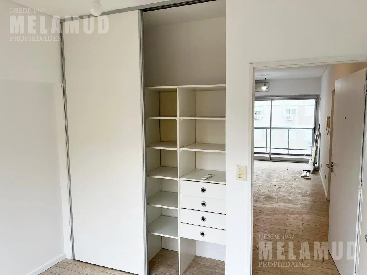 2 AMBIENTES / ALQUILER / COLEGIALES / con BALCON, y AMENITIES 5