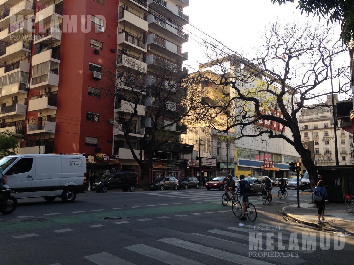 LOCAL 140 m2 doble altura / ALQUILER / VILLA CRESPO Thames y Corrientes