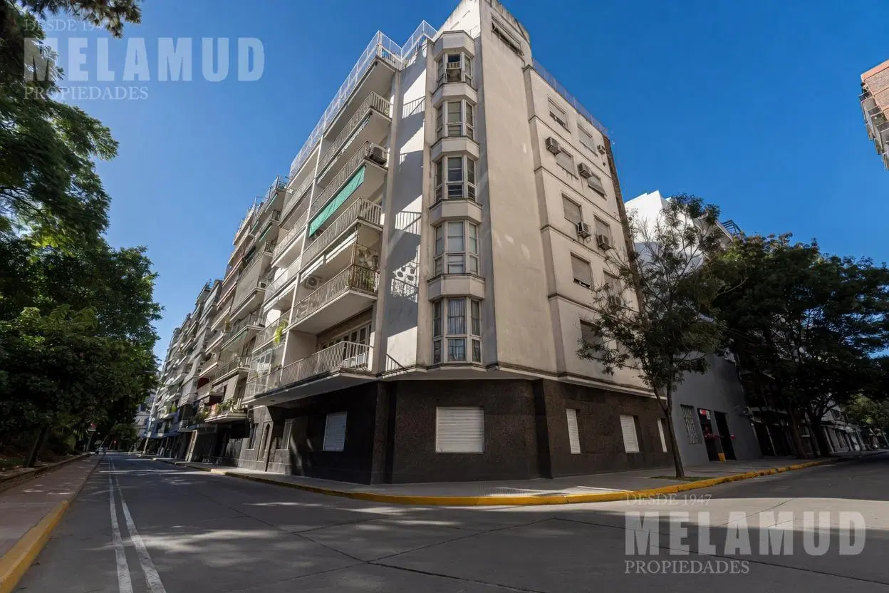 4 AMBIENTES / VENTA / CABALLITO / Dependencia de servicio y PATIO 2