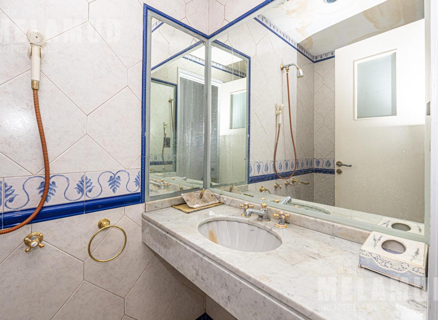 4 AMBIENTES / VENTA / CABALLITO / Dependencia y PATIO