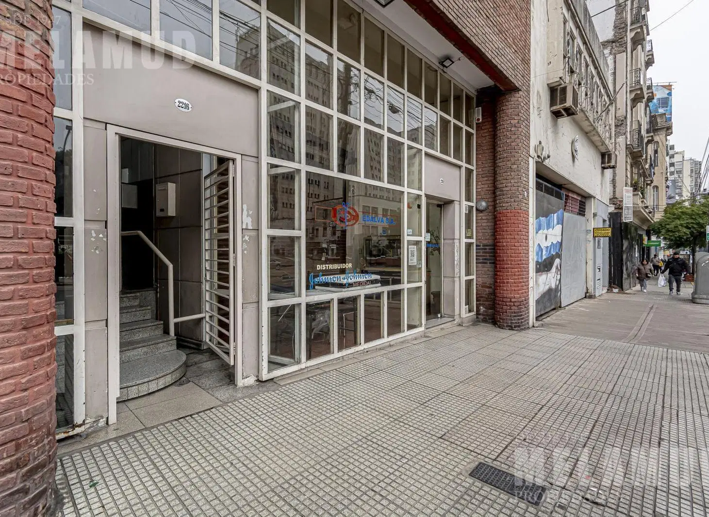 2 AMBIENTES / VENTA / BARRIO NORTE APTO PROFESIONAL Y APTO PROFESIONAL 1