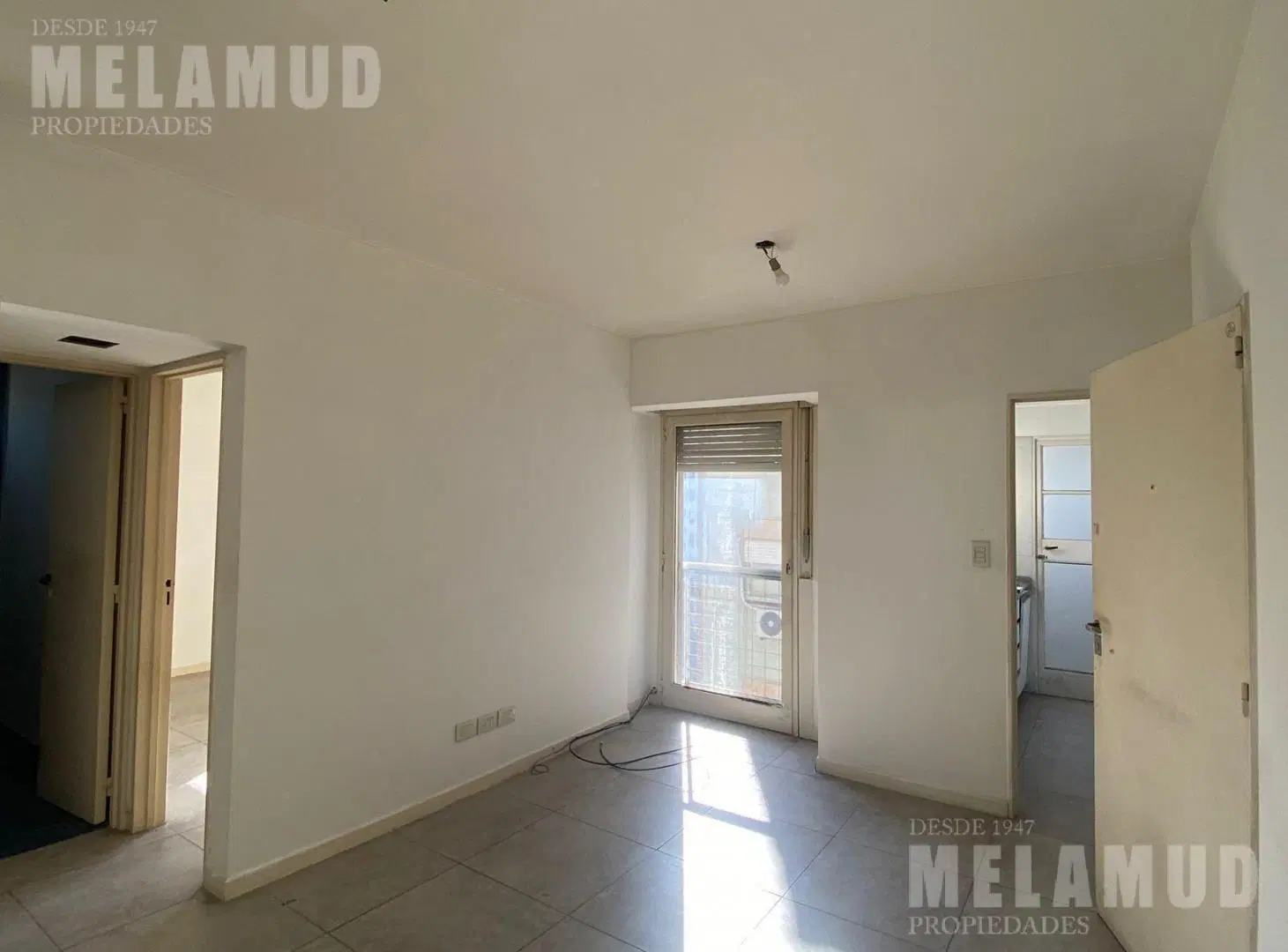 2 AMBIENTES / ALQUILER / FACULTAD DE MEDICINA RECOLETA 3