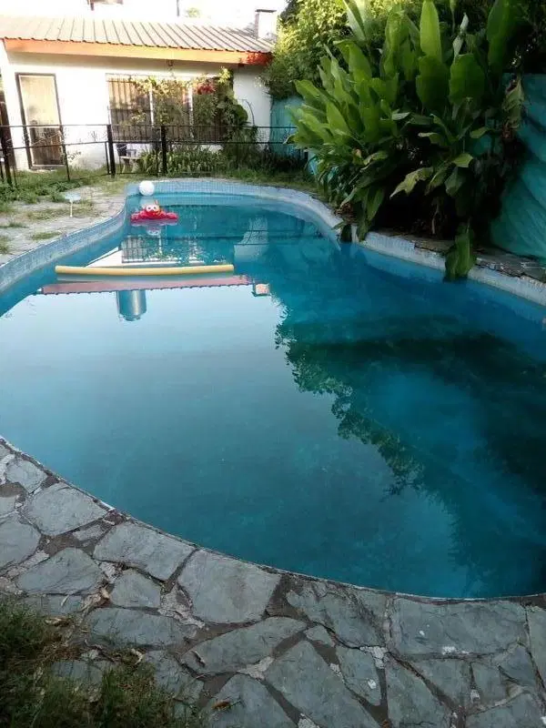 Casa excelente ubicación LA Reja 4