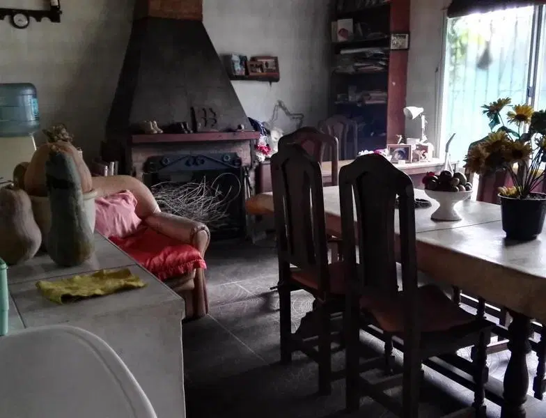 Casa excelente ubicación LA Reja 5
