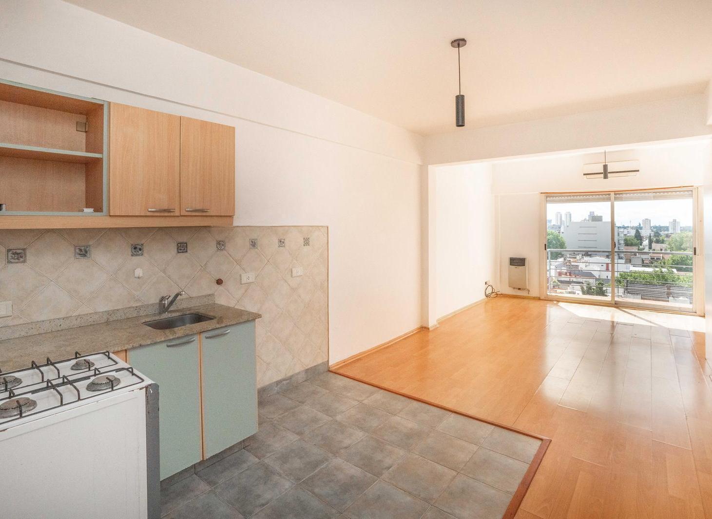 Foto de Departamento en venta en Coghlan de 1 amb c/ cochera, imagen 2