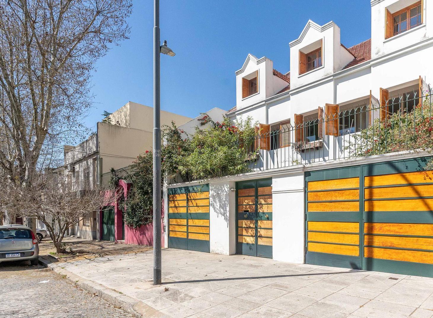 CASA EN VENTA EN LOMAS DE NUÑEZ 6 AMB C/ JARDIN