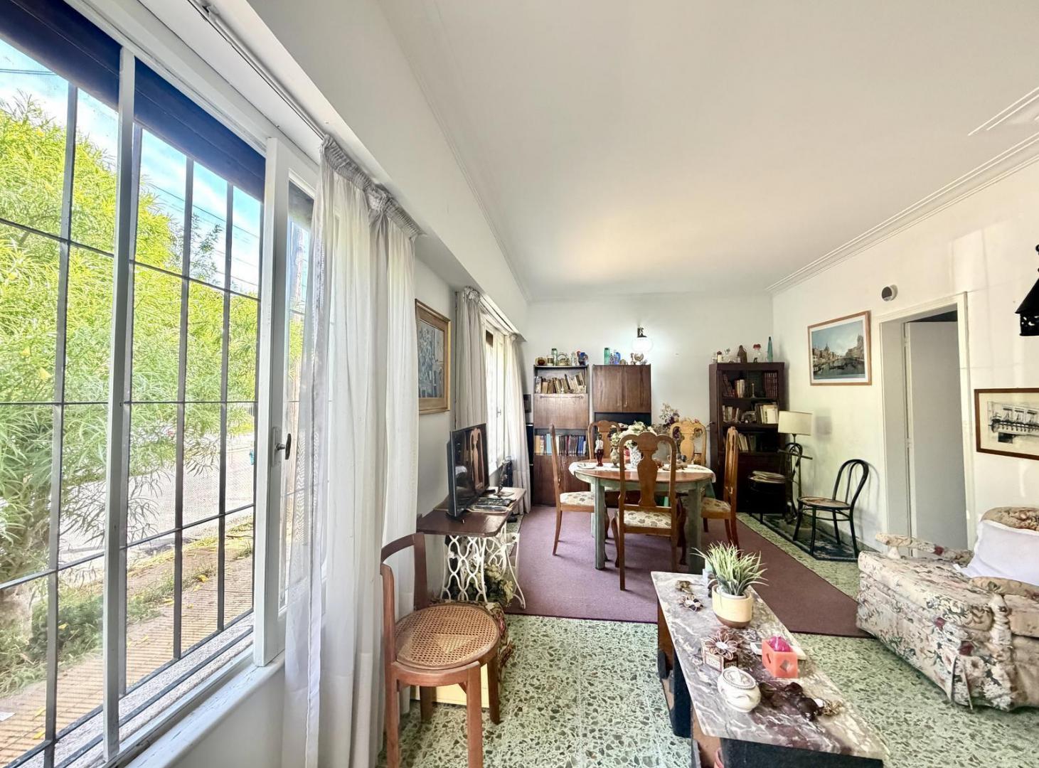 Casa en venta en Martínez de 3 amb c/ jardín