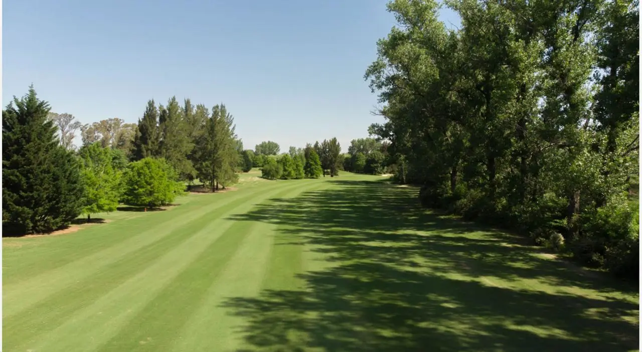 Oportunidad única Lote en Venta en La Colina Golf 3