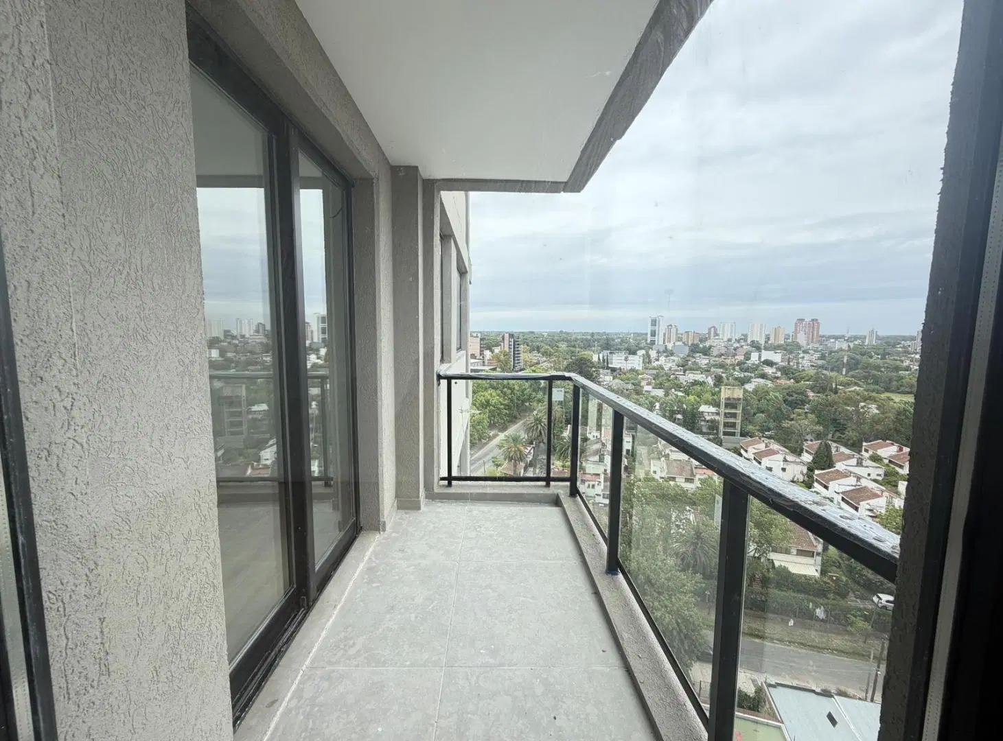 Departamento - Venta - 3 ambientes con cochera Piso 11 - Brickell Boulevard 4