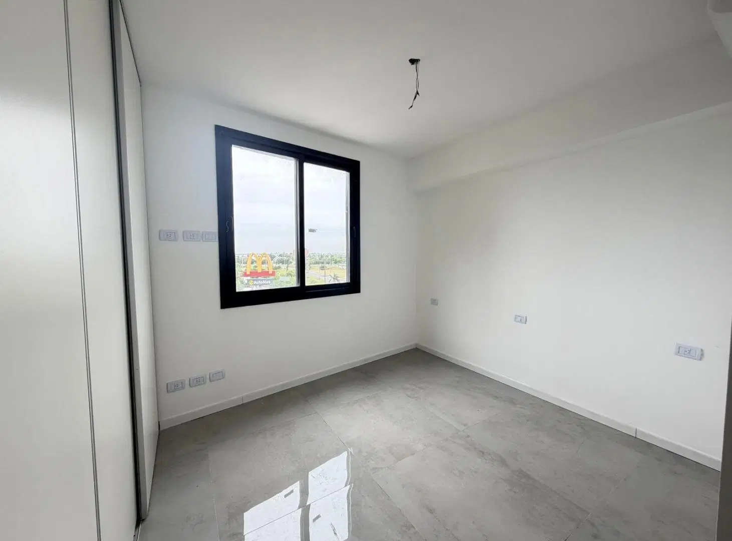 Departamento en Venta 3 AMBIENTES PISO 8 D  con cochera - BRICKELL TORRE BOULEVARD - Tigre 5