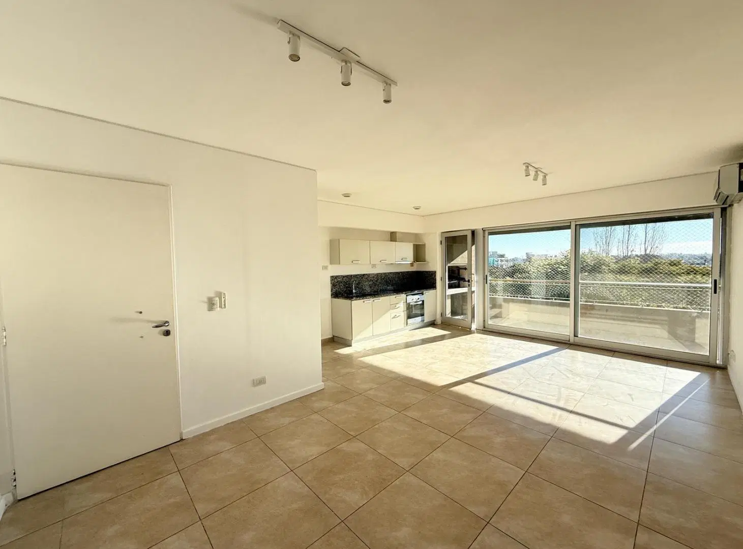 Departamento en ALQUILER Quartier La Horqueta 3 Ambientes con Cochera y Parrilla 3