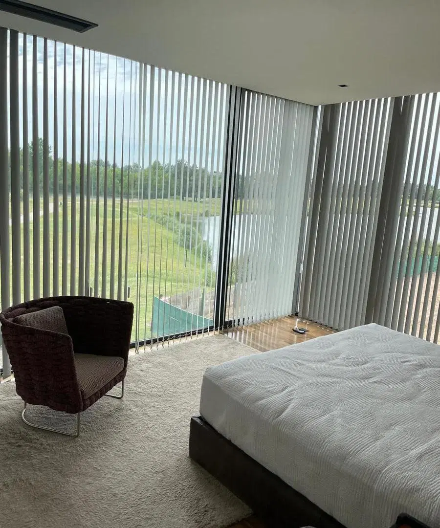 Casa en Pilara - Al Agua y Golf - 3 Dorm en Suite y dependencia - Financia 4
