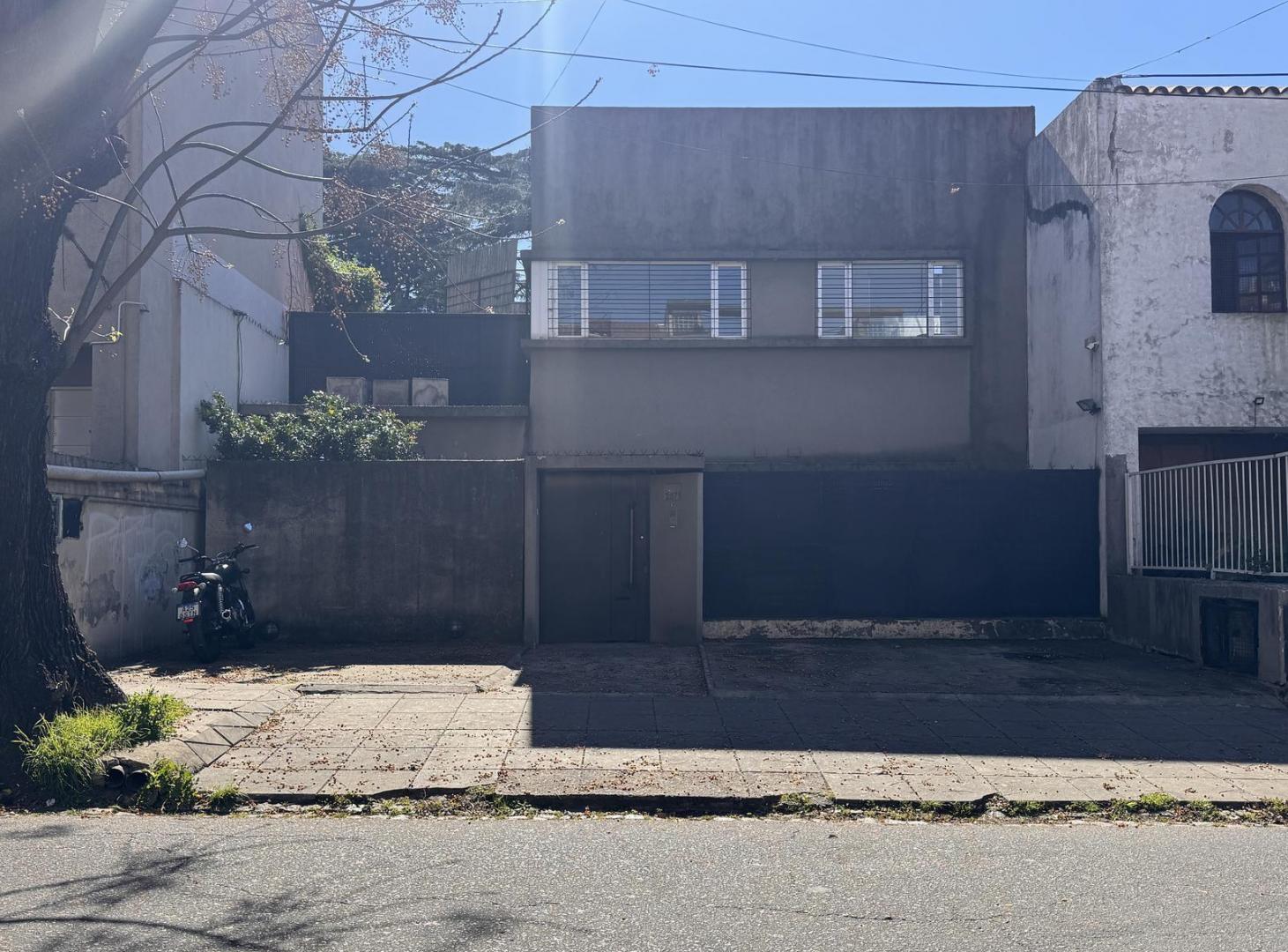 Foto de Terreno 10m2 de frente y 26,75 m2 de fondo - Ideal vs Duplex, imagen 1