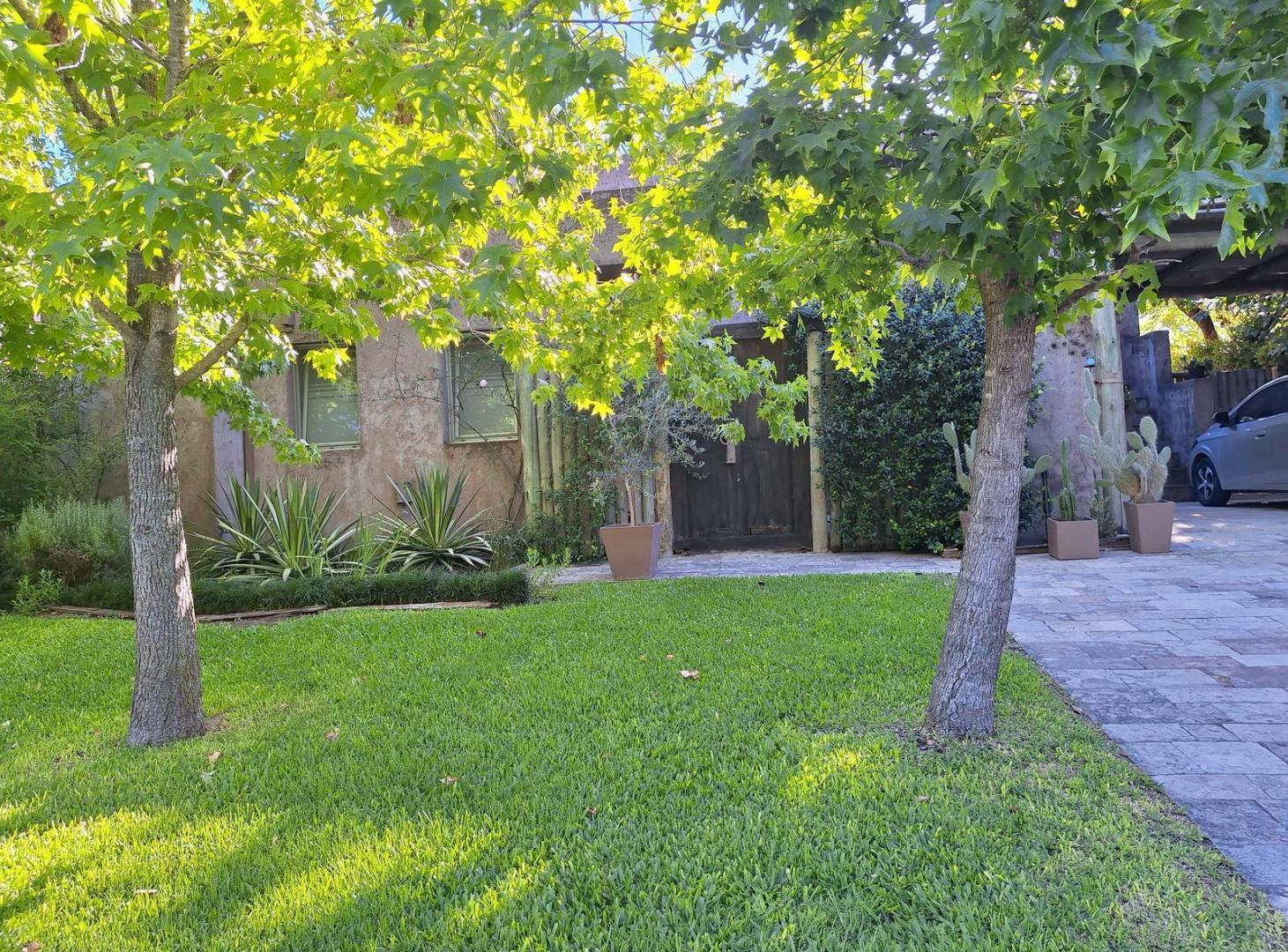 Foto de Casa en Venta - 3 suite mas dependencia y Play - El Establo, Pilar, imagen 4