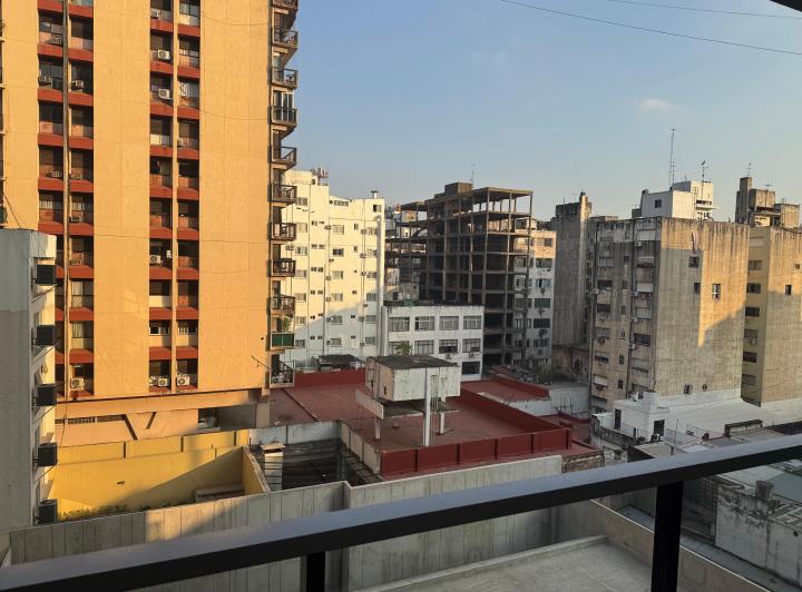 Corrientes 1900 a estrenar c/amenities piso7° c/balcon- mucha luz coch optativa