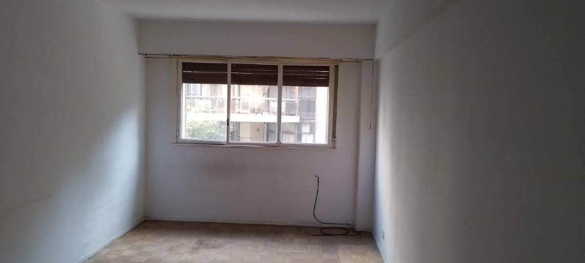 Foto de Paunero 2805 Monoambiente al fte C/cocina, amplio, luminoso! SE ESCUCHA, imagen 4