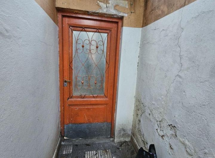 Foto de Alquiler PH 2 Amb p/Oficina Comercial SIN EXPENSAS Colegiale, imagen 2
