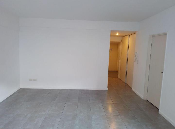 Oficina Apto Profesional Comercial Consultorio en Belgrano 5