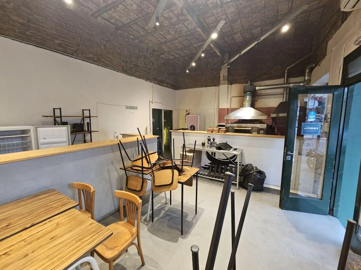 Alquiler Local Apto Gastronomico en Colegiales 4