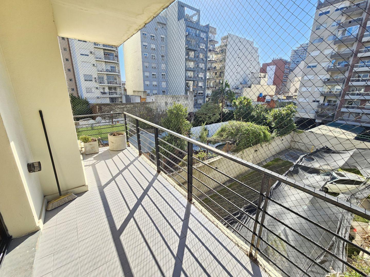 Foto de Alquiler 3 Amb Contrafrente Balcón Baño Toilette SUM Parrill, imagen 5