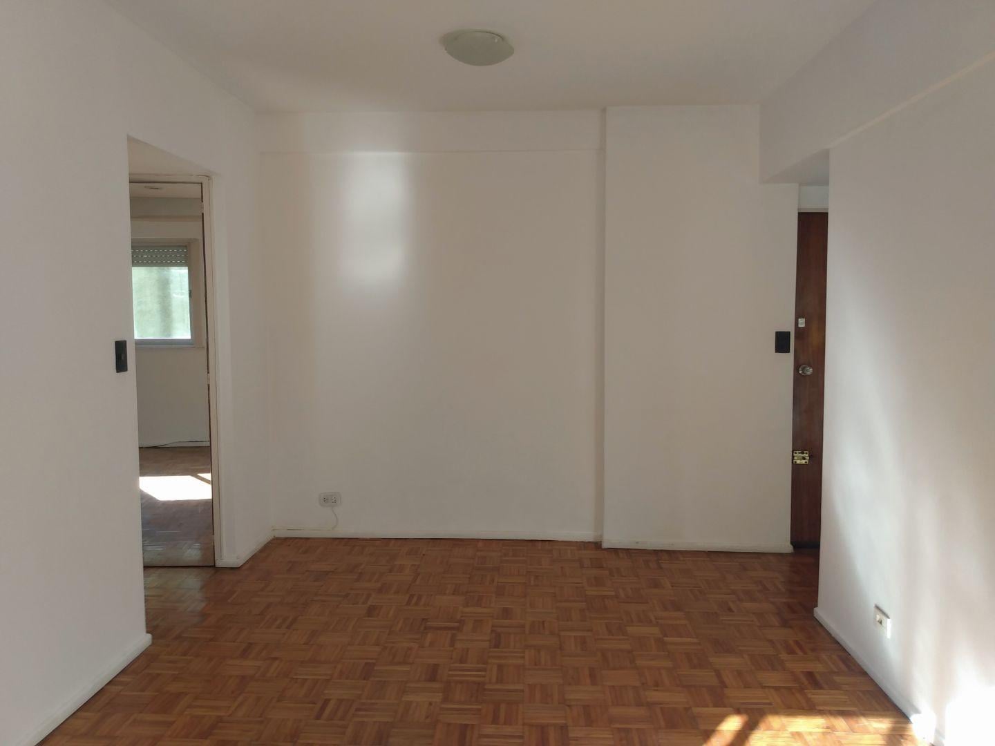 Foto de Alquiler 2 Amb Lateral Luminoso SUM Baulera Villa Urquiza, imagen 3